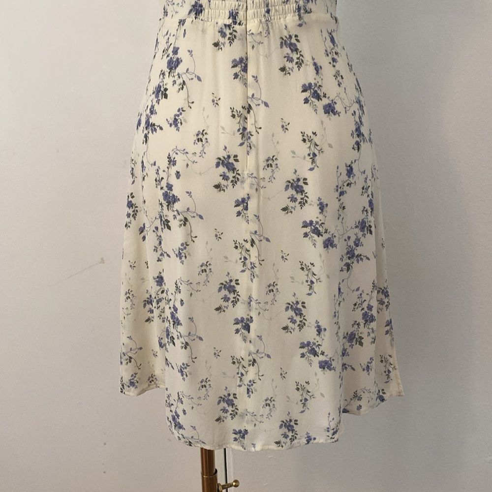 Reformation Light Cream & Blue Floral Mini Dress with Ruffle Neckline Size 4 - Picture 8 of 13